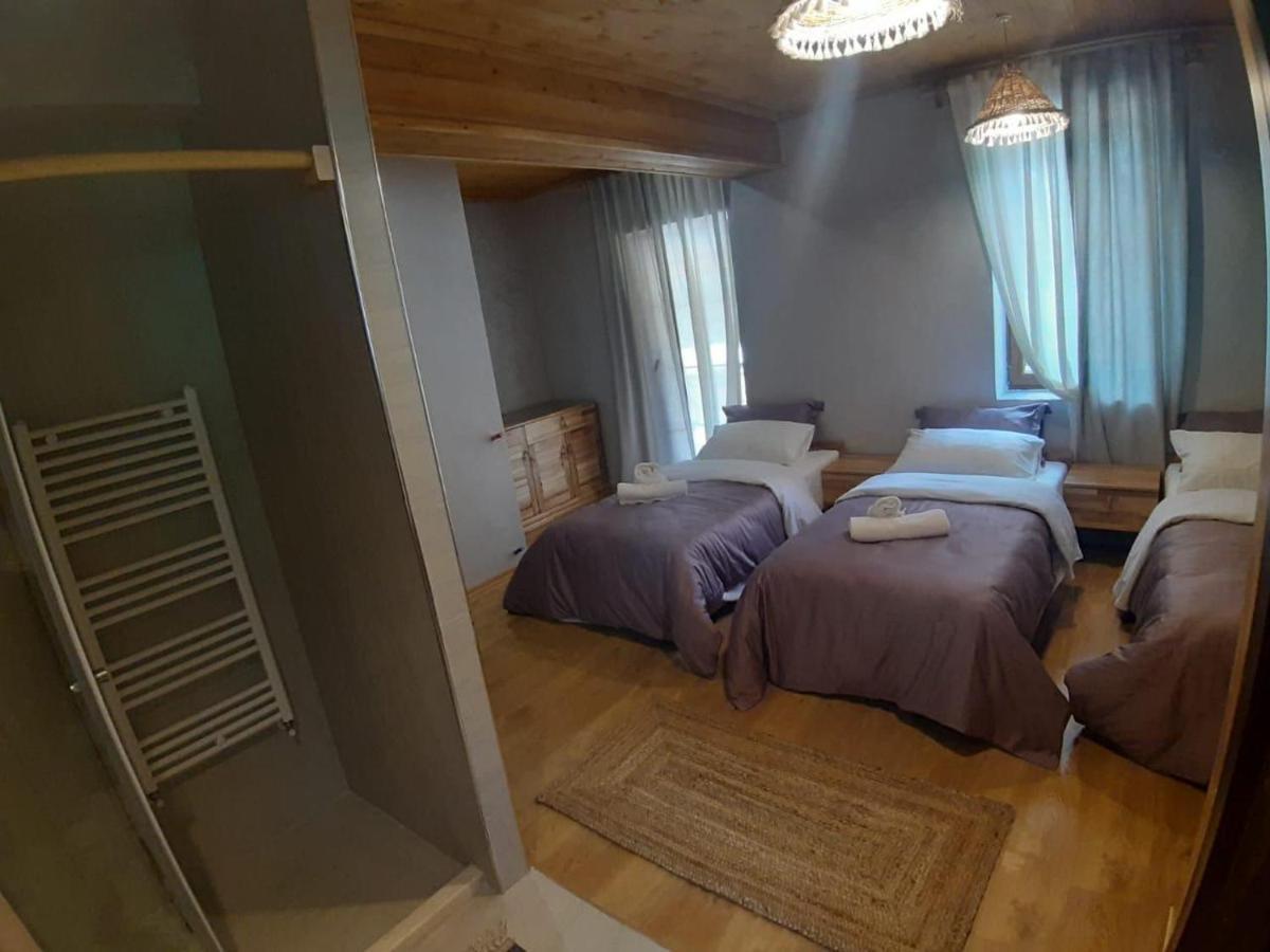 Hotel Restaurant Alpet 세스 외부 사진